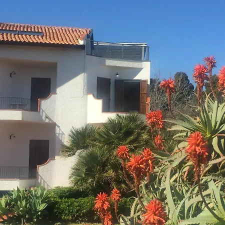 Giardino Sul Mare * 贾迪尼-纳克索斯