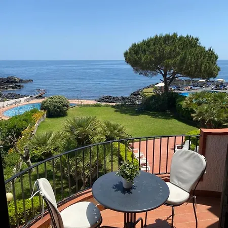 Giardino Sul Mare 지아르디니낙소스