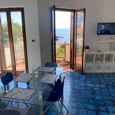 Appartamento Giardino Sul Mare Giardini Naxos