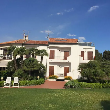 Giardino Sul Mare 公寓 贾迪尼-纳克索斯