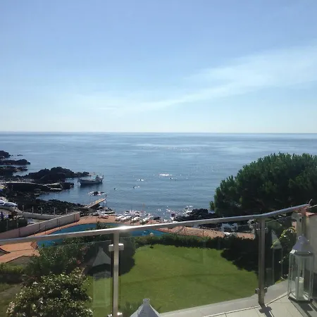 Giardino Sul Mare * جيارديني ناكسوس