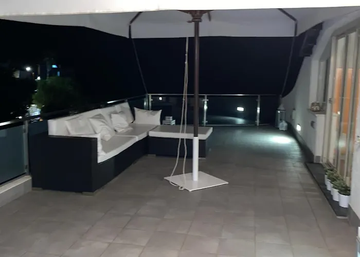 Giardino Sul Mare Джардини-Наксос